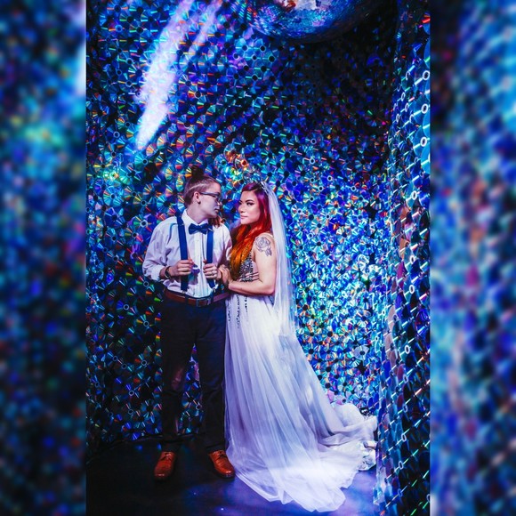 Meet your Posher, Crystal - Picture 1 of 1